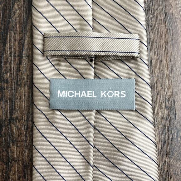 Michael Kors Neck Tie 100% Silk Pinstripe Business Professional Brown Blue - Picture 10 of 12